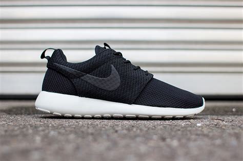 nike roshe run schwarz günstig|Nike Roshe run men.